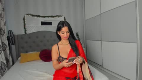 Snapshot of _adelle chatting on December 2025 01:07:01 PM Adelle online show from December 2025 01:07:01 PM