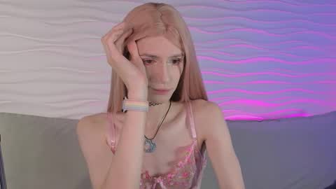 Snapshot of _adrian_the_one chatting on September 2025 09:05:02 PM adrian online show from September 2025 09:05:02 PM