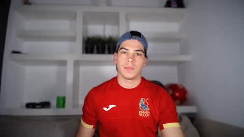 _aesthetic online show from November 2025 03:22:02 PM