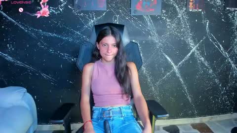 Snapshot of _agathaargent chatting on May 2026 08:04:04 PM Agatha online show from May 2026 08:04:04 PM