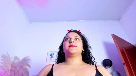 _aithanaa_ online show from October 2025 07:35:02 PM