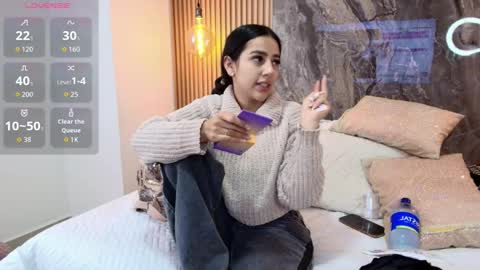 Snapshot of _alanajones_ chatting on October 2025 12:28:01 PM ALANA  online show from October 2025 12:28:01 PM