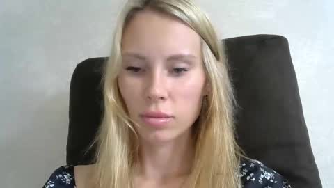 _alex1819 online show from September 2025 11:01:02 AM