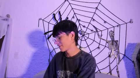 Snapshot of _alexandersawyer_ chatting on October 2025 10:42:01 PM Alexander online show from October 2025 10:42:01 PM