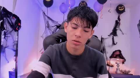 Snapshot of _alexandersawyer_ chatting on October 2025 12:50:01 PM Alexander online show from October 2025 12:50:01 PM