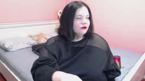 Snapshot of _alexandra_ray_ chatting on November 2025 12:16:02 PM _alexandra_ray_ online show from November 2025 12:16:02 PM