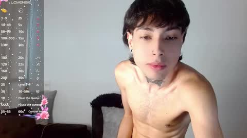 _alexblunt_ online show from December 2024 09:17:02 PM