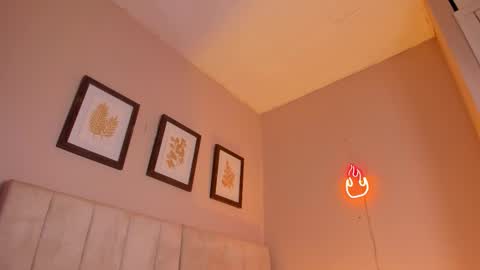 Hii I m Alison   online show from October 2025 11:47:01 PM