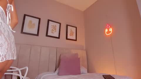 Hii I m Alison   online show from October 2025 11:31:02 AM