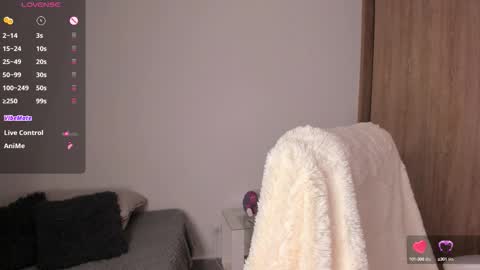 Snapshot of _allisongomez chatting on September 2025 03:32:02 AM _allisongomez online show from September 2025 03:32:02 AM