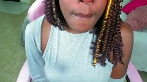 Snapshot of _amy_rojas_ chatting on May 2026 06:10:02 AM ask me online show from May 2026 06:10:02 AM
