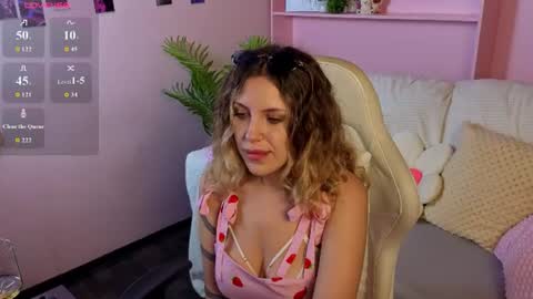 _amymoore online show from June 2026 02:05:01 AM