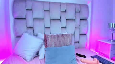 Angel Azul online show from December 2024 01:19:02 PM