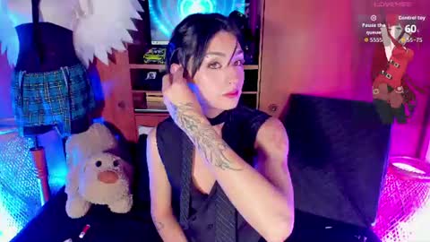 Snapshot of _angell_dustt_star chatting on July 2026 01:41:02 AM Angell Dustt online show from July 2026 01:41:02 AM