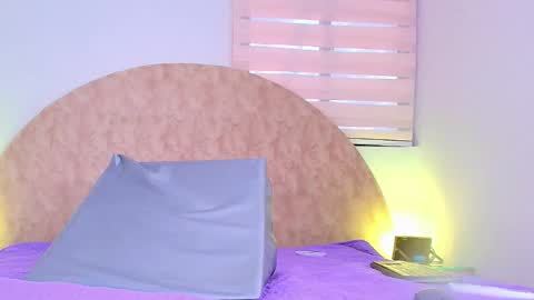 Any online show from November 2025 07:15:01 PM