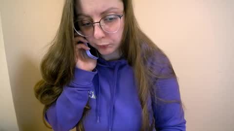 Anna online show from February 2025 08:01:01 AM