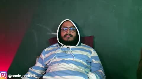 Snapshot of _annie_andrick_ chatting on November 2025 01:00:01 PM Annie Andrick online show from November 2025 01:00:01 PM