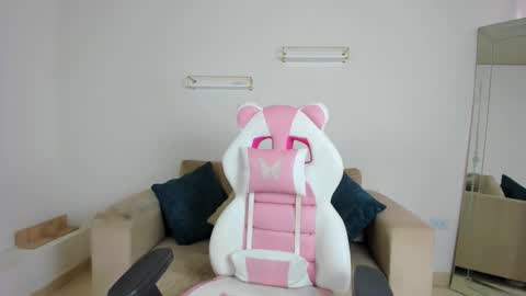 Snapshot of _april_smith_ chatting on February 2026 12:09:01 PM online show from February 2026 12:09:01 PM