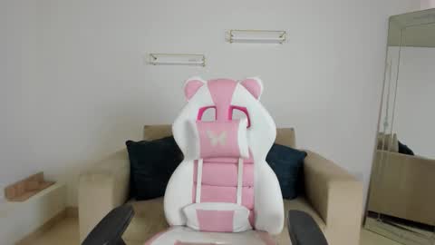 Snapshot of _april_smith_ chatting on February 2026 12:11:01 PM online show from February 2026 12:11:01 PM