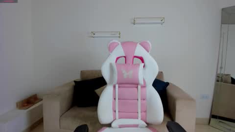 Snapshot of _april_smith_ chatting on February 2026 12:15:02 PM online show from February 2026 12:15:02 PM