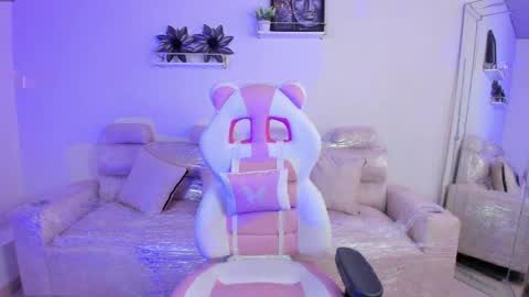    online show from April 2026 12:31:01 PM