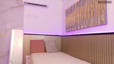 _aria_carter_ online show from March 2026 12:49:02 PM