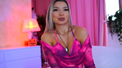 Arielle online show from November 2025 10:26:01 AM