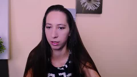 _astraia_ online show from July 2026 06:18:01 AM