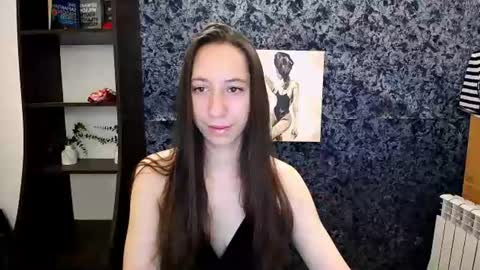 _astraia_ online show from July 2026 06:17:02 AM