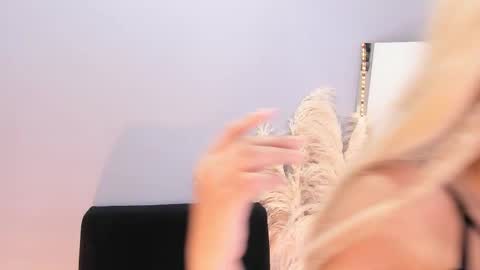 ATENEA online show from January 2025 02:29:01 AM