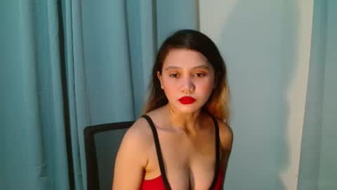 Snapshot of _avianna chatting on July 2026 10:11:01 AM Avianna online show from July 2026 10:11:01 AM