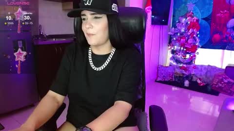 Snapshot of _babyfantasy_ chatting on December 2024 08:18:01 PM You Baby online show from December 2024 08:18:01 PM