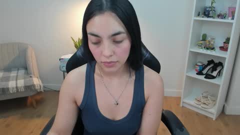 Bella Evans online show from March 2026 05:47:02 AM