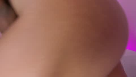 Snapshot of _bianca_18 chatting on January 2025 05:44:01 PM Hi guys i am Bianca online show from January 2025 05:44:01 PM