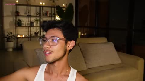 Snapshot of _billy_j chatting on December 2025 12:49:02 AM BILLY online show from December 2025 12:49:02 AM