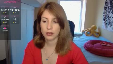 Snapshot of _blackpearl chatting on April 2026 10:10:02 AM Laura online show from April 2026 10:10:02 AM