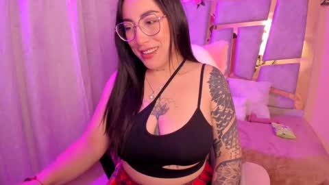 Snapshot of _briigite chatting on September 2025 09:14:02 AM Angie  Independent model online show from September 2025 09:14:02 AM