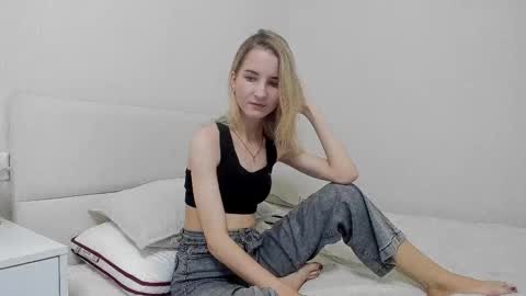   online show from December 2025 10:49:01 PM