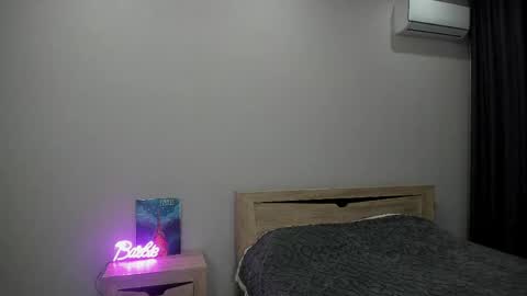   online show from April 2026 09:15:01 PM