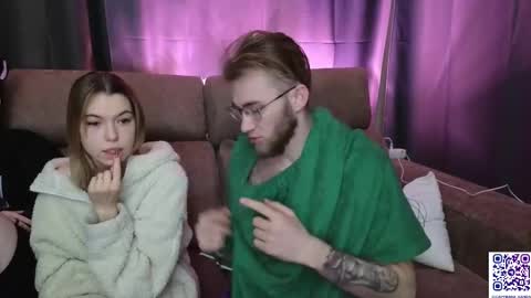 Snapshot of _capybara0_0 chatting on February 2025 08:00:02 AM _capybara0_0 online show from February 2025 08:00:02 AM