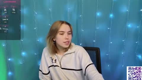 Snapshot of _capybara0_0 chatting on March 2025 07:20:02 PM _capybara0_0 online show from March 2025 07:20:02 PM