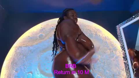 Snapshot of _carolinagomez chatting on February 2026 07:04:02 PM Caro. online show from February 2026 07:04:02 PM