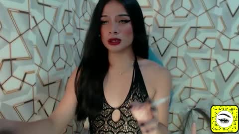 Snapshot of _caroline18_ chatting on April 2026 08:09:02 PM Kate flores online show from April 2026 08:09:02 PM