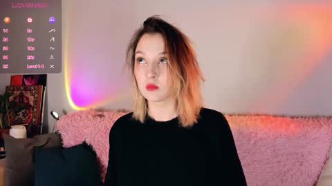 Snapshot of _ccrystaa_ chatting on December 2025 05:34:01 AM Christina Chris online show from December 2025 05:34:01 AM