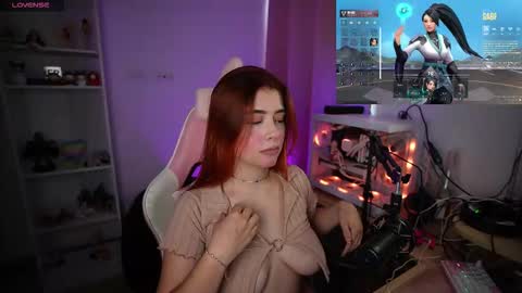 Snapshot of _celeste_xx chatting on November 2025 08:31:01 PM _celeste_xx online show from November 2025 08:31:01 PM