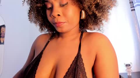 _charlottedavis online show from December 2024 04:58:01 PM