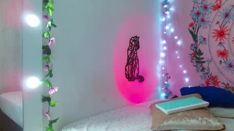 Snapshot of _chloeee chatting on February 2025 02:03:02 AM Katy online show from February 2025 02:03:02 AM