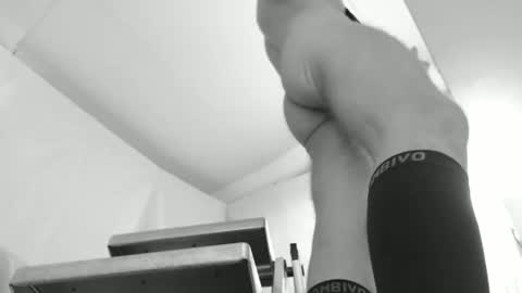 _craftsman online show from October 2025 08:01:01 AM