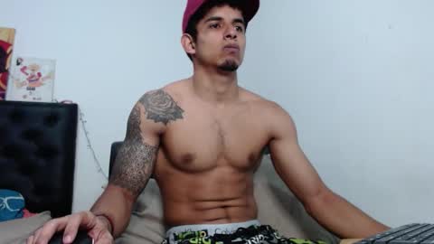  crissgex  online show from February 2026 02:21:01 AM