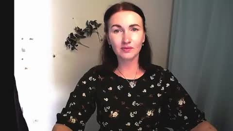 Snapshot of _cutie_and_shy_ chatting on June 2026 07:18:01 AM _cutie_and_shy_ online show from June 2026 07:18:01 AM